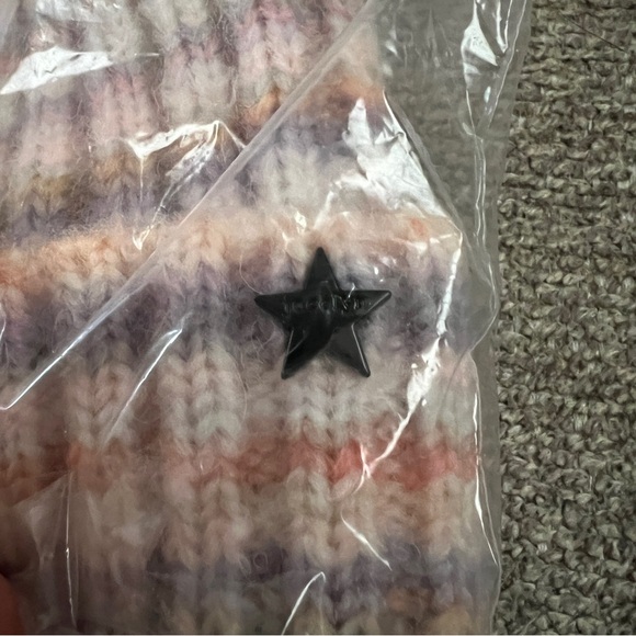 Jocelyn Space Dyed Knit Hat - Picture 5 of 5